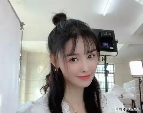 整容荒唐事女星髙溜痛斥黑暗,女网红却撞脸杨幂吸粉300万