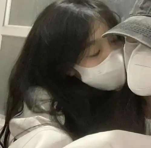 爱意在线的wechat情头