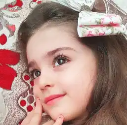 这位小姑娘颜值太美,简值逆天了