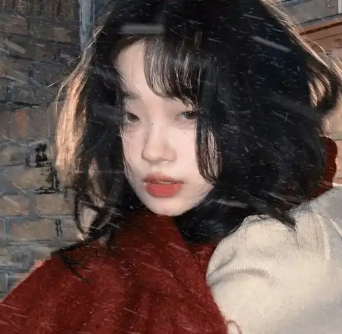 ins氛围感女生头像