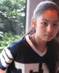 任达华的女儿只有12岁,腿却这么长了