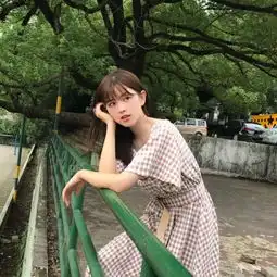 qq头像酷女生西子湖畔
