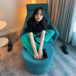 打造俏皮蜜桃少女风,元气少女金宝罗亲身示范