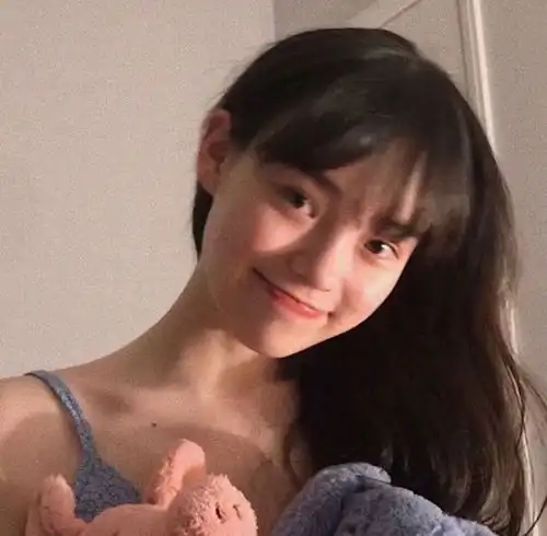 温柔迷人且落落大方女头