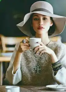 只要记住这5点,帽子怎么带都好看