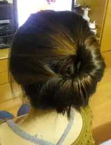 2012年最新盘发2款唯美韩式包包头打造淑女气质