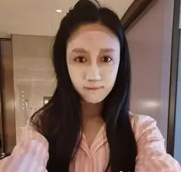 不拍戏就保养,娄艺潇近照曝光,少女感十足精致五官惹人羡慕