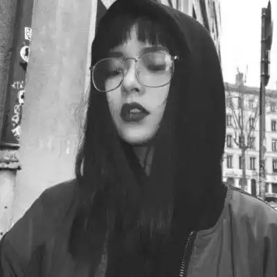 qq头像女生霸气高冷范吸
