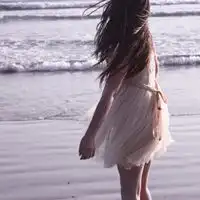 女生女生qq空间素材qq头像图片qq泡空间站