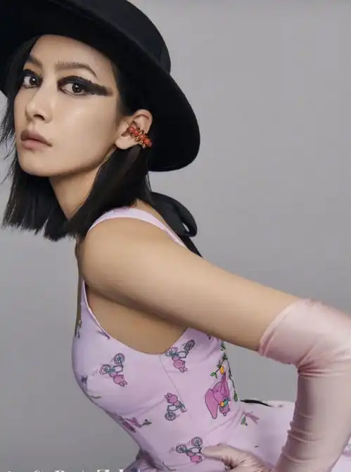 玩黑女生头像欧阳娜娜