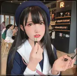 制服有多美躲过了抹口红,逃过了淑女蹲,被最后的猫抓迷晕了