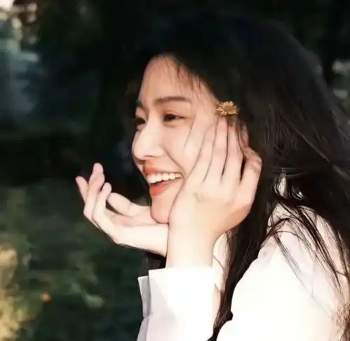 文案与爱情有关的浪漫甜句子