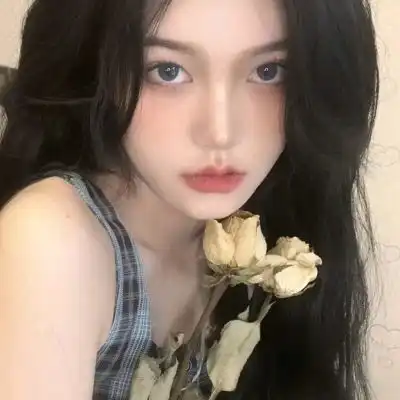 微信高质量温柔气质女头
