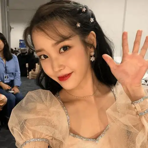 头像女纯欲风ins李知恩