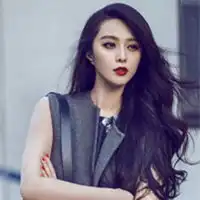 戴眼镜美女卡通头像范冰