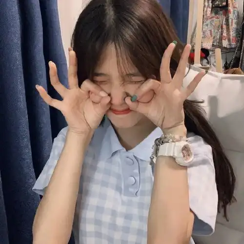 一眼就爱上的女生头像上