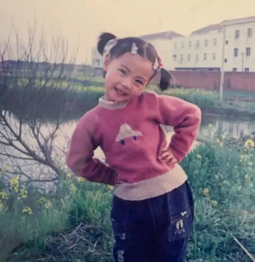 网红童年照曝光,韩安冉可爱,艾比像女孩子,邵雨轩从小就秃