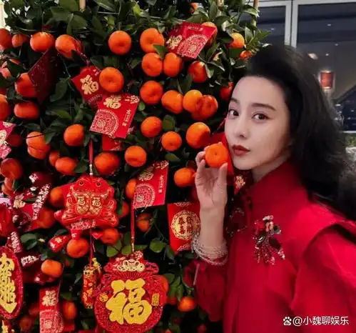 范冰冰香港豪宅庆新春,满树红包豪气十足,一家团圆好幸福