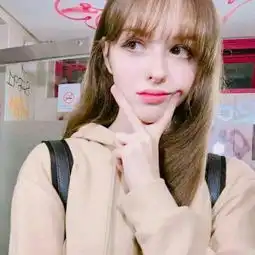 欧美个性女生头像精选2019最新也许年轻和遗憾总喜欢绑在一起
