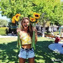 发自拍就能年入百万的instagram正能量少女,竟是重度抑郁症患者
