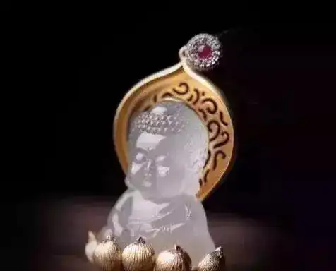 翡翠佛公分五种,看看你的是哪一种