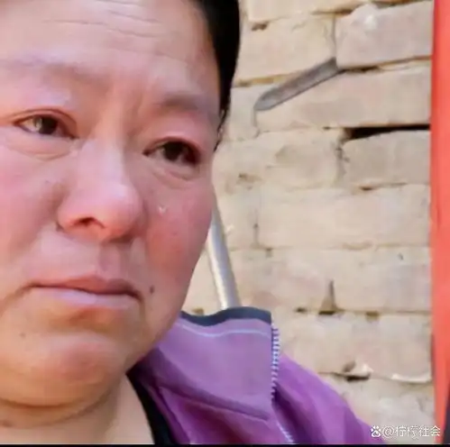 2009年,2岁女婴肚中发现胎儿,医生了解其身世后原来如此