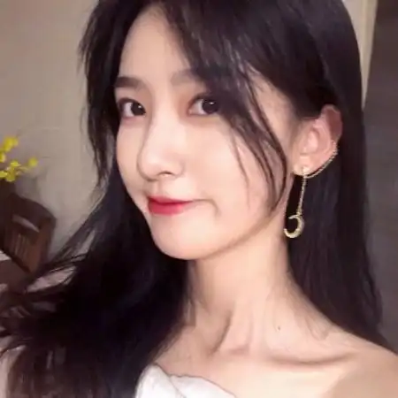 非主流女生qq头像,可爱系的美女卖萌的
