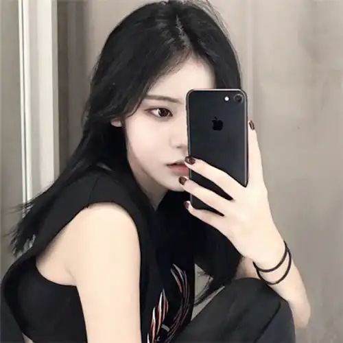 qq聊天时,经常给你发这4种消息的女人,最值得珍惜
