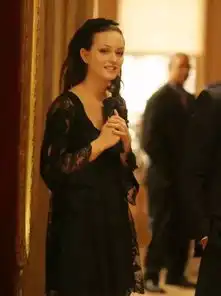 出生毒贩之家,她却活得比电视剧还传奇