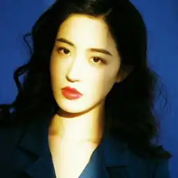 运气里藏着努力脾气里藏着修养高冷复古港台风美女女生头像