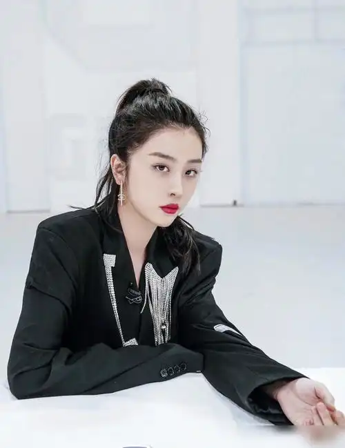 赵小棠节目翻车内涵范丞丞,耿直人设崩塌,综艺果真是个照妖镜