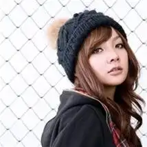 伤感,白色女生背影的qq头像是侧的背影也可以多多指教啦