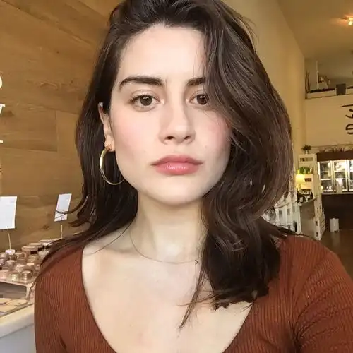 震撼90后纽约女孩践行零垃圾生活,四年的垃圾一个玻璃瓶就能装下...