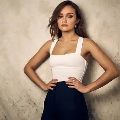 舔屏看了头号玩家,超级喜欢她