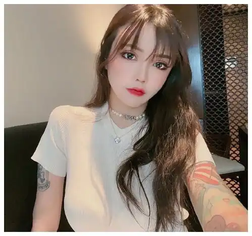 网红一句话分量有多重jk女强行洗白,韩安冉被指在打广告