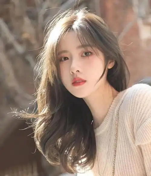 40岁女人适合什么发型这8款新发型显年轻气质,显脸小还洋气