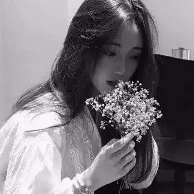 风格混搭一眼惊鸿的女生头像