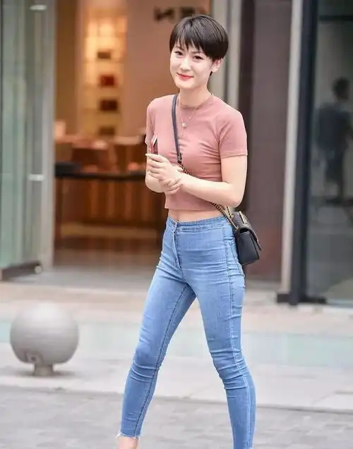 又乖又可爱的打底裤,集甜美与清新为一体,遮肉显高