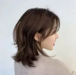想烫发的小仙女,可以考虑下当下很火的云朵烫