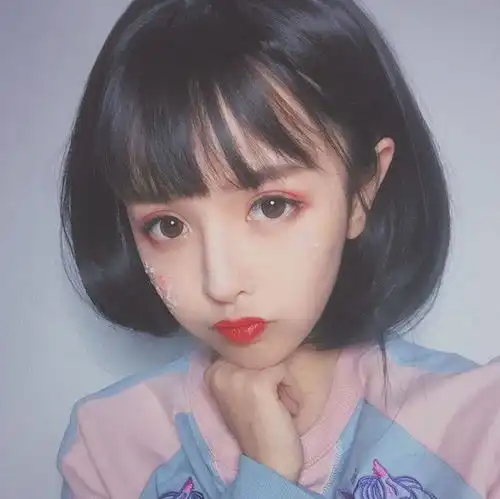 女生有这一特征,剪短发会很美特别第2种,兼备古典和时尚气质