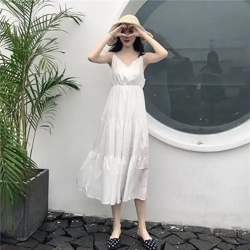 秋装新款夏季大码女装收腰吊带连衣裙子女高腰显瘦v领白色