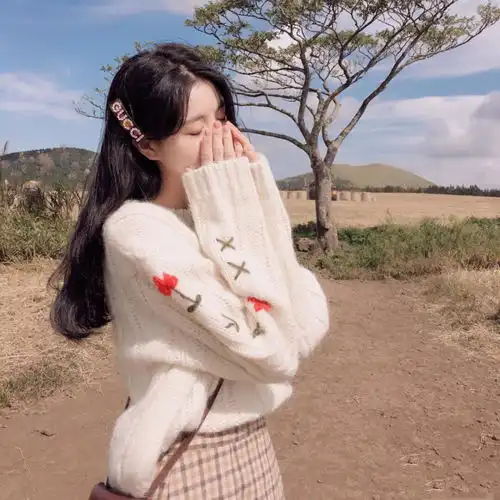 一些把好友头笑掉的憨憨发圈文案