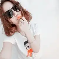 清新简约的小女生头像青春个性展示