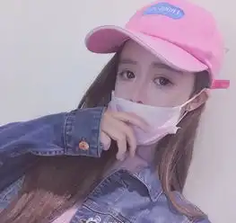 男友出国培训,女孩苦等两年后被分手,知道原因泪目