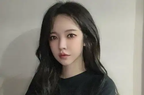 33岁美女网红命丧柬埔寨,身裹红布被扔水沟,满身伤痕惨遭毁容