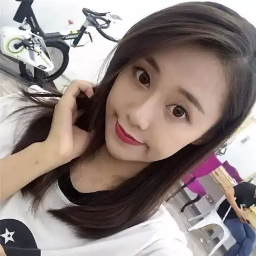 周杰伦演唱会上骂前任的小仙女,原来是个炒作的网红