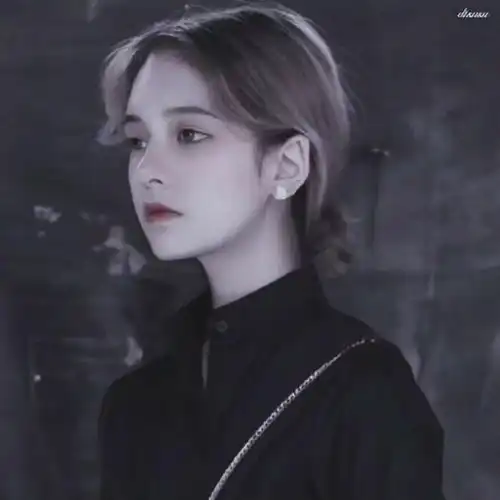 ins甜酷女生头像