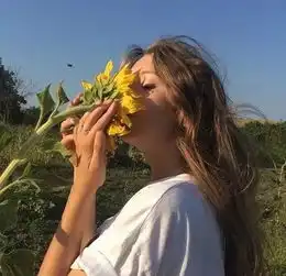 头像壁纸不是阴天,错过晴天