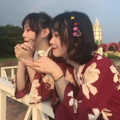 2020小清新闺蜜头像两人一对姐妹做我的小公主吧
