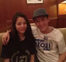 陈冠希带女友见干爹黄秋生疑与angela好事将近